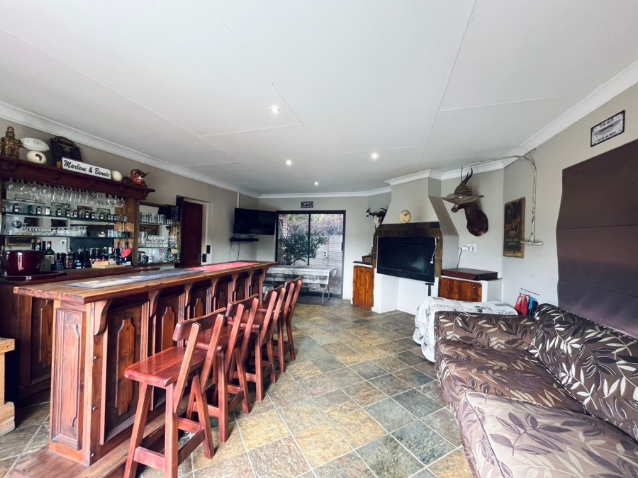 3 Bedroom Property for Sale in Protea Park North West